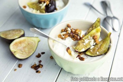 Recepta de cuina de Skyr amb cruix i figues