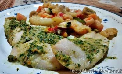 Recepta de cuina de Supremes de lluç amb picada catalana i tempura d'hortalisses