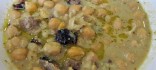 Cigrons amb panxeta de porc i vi ranci