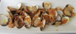 Escopinyes al vapor amb salsa de romesco