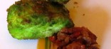 Bacallà amb cruixent de plàncton marí i samfaina