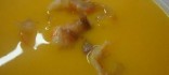 Crema de carbassa amb farcellets de llagostins i cansalada