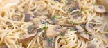Espaguetis amb salsa de crema de xampinyons