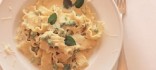 Fettuccine amb cigrons i salsa de iogurt