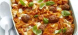 Gratinat de pasta amb pebrot i salsitxa