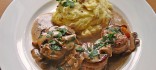 Medallons amb Salsa de Fongs i Nata i Puré de Patata amb Bolets