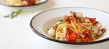 Espaguetis amb   sipionets  i tomàquet