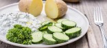 Patates amb cogombre i formatge cottage