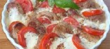 Tomàquets i mozzarella gratinats amb medallons de llom de porc